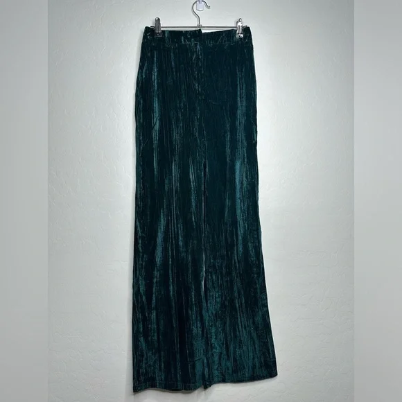 Lulus - Happiest Holiday Emerald Green Crushed Velvet Wide-Leg Pants - Picture 8 of 8